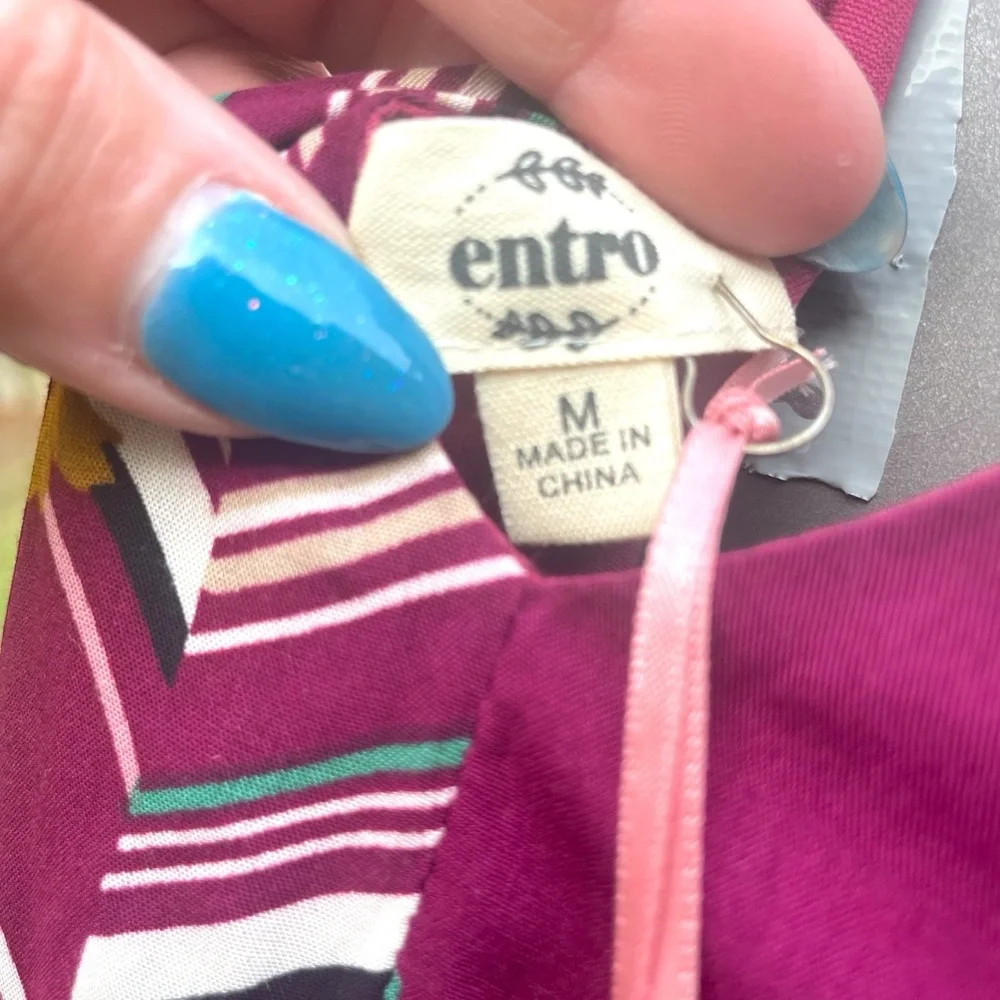 BNWT•Medium•Lined•Boutique•Sleeveless• High Neck•Shift Dress• - Picture 6 of 7